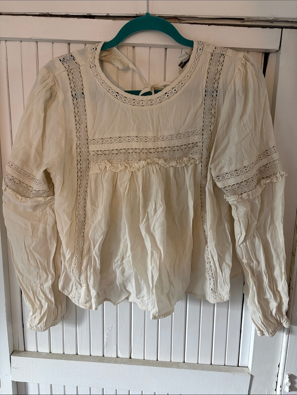 American Eagle Outfitters Cream Lace Peasant Blouse